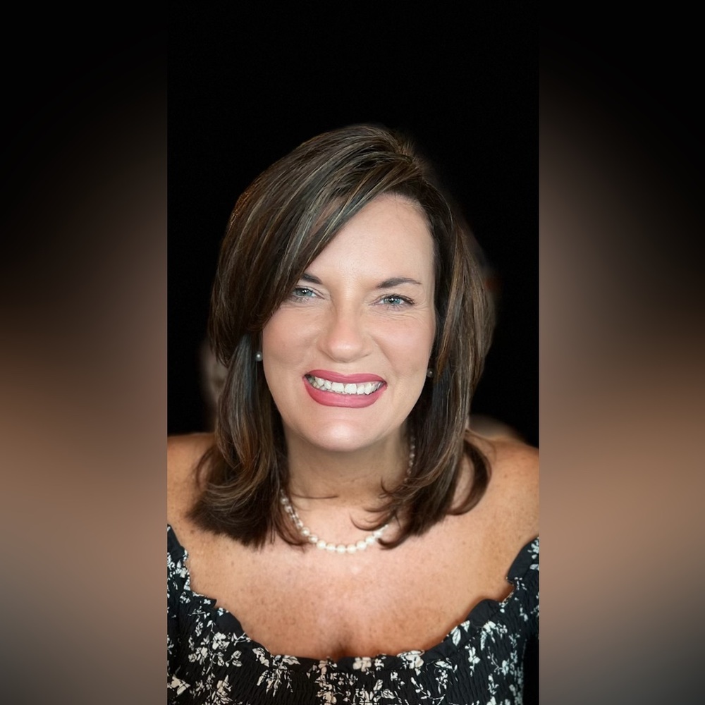 Meet your Posher, Bonita